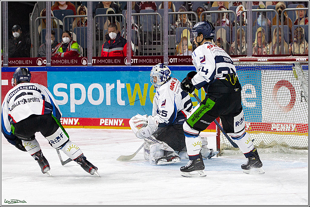 PENNY DEL;  Koelner Haie - Straubing Tigers; Koeln, 14.04.2021